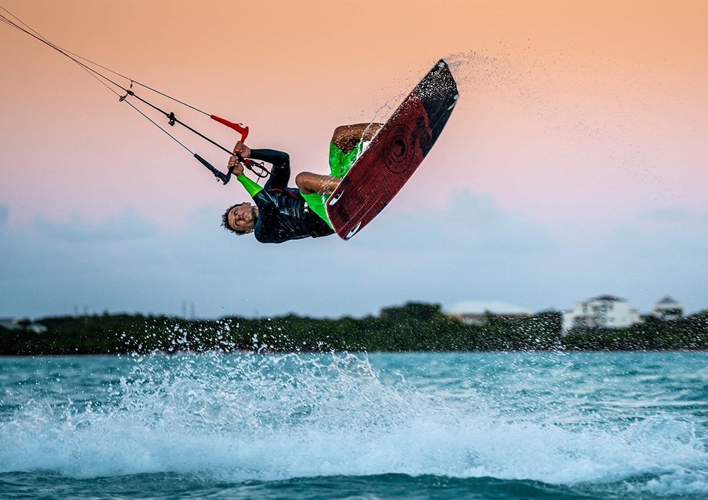 Claudiu Barbura Kiteboarding